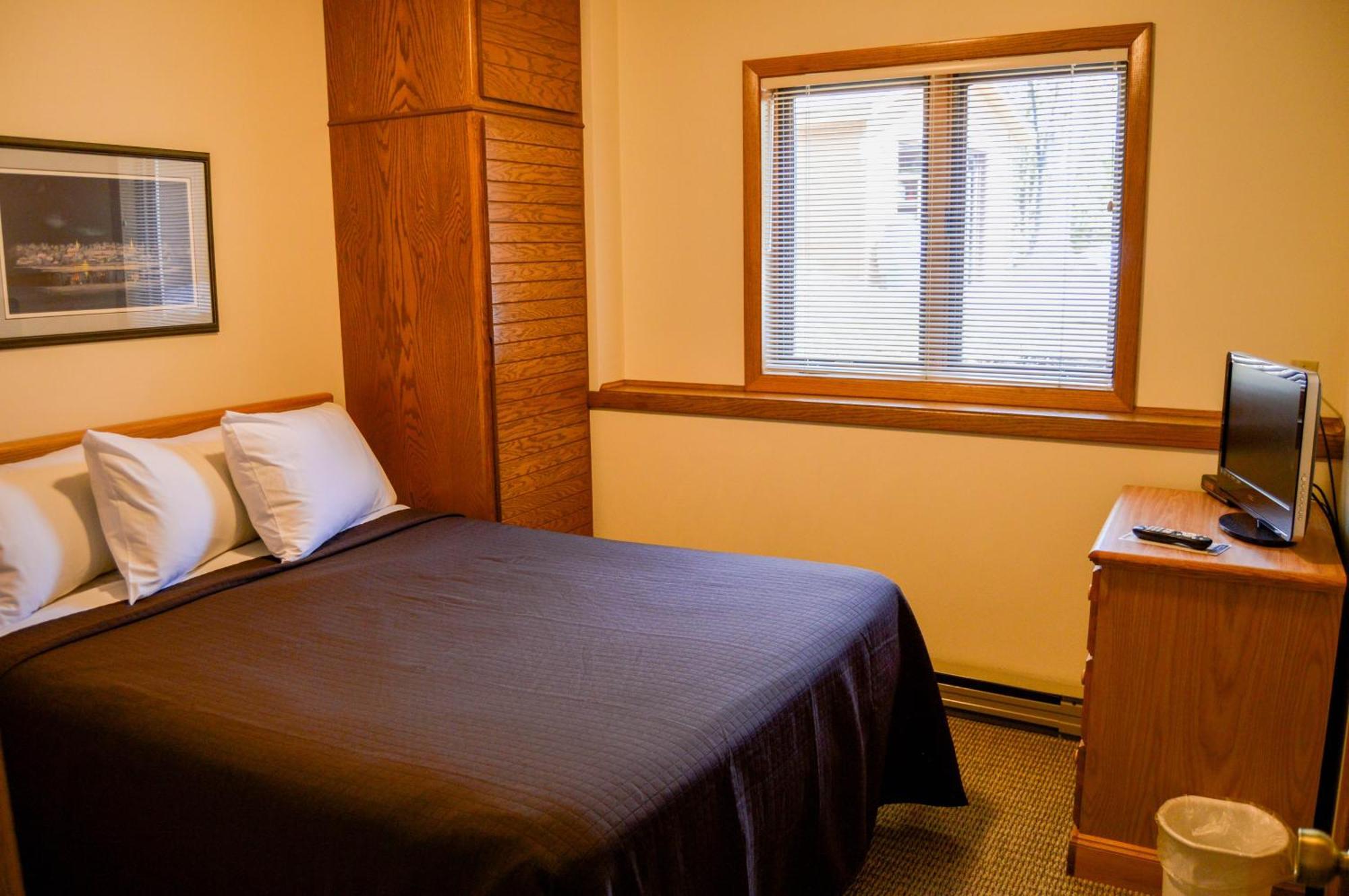 The Landing Resort إد هاربور الغرفة الصورة